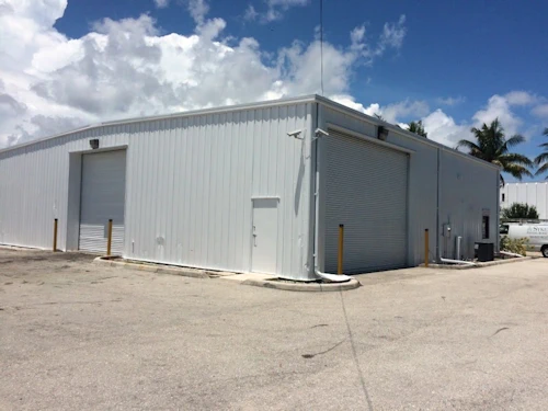 painting contractor Palm Beach before and after photo commercial-exterior-painting-before